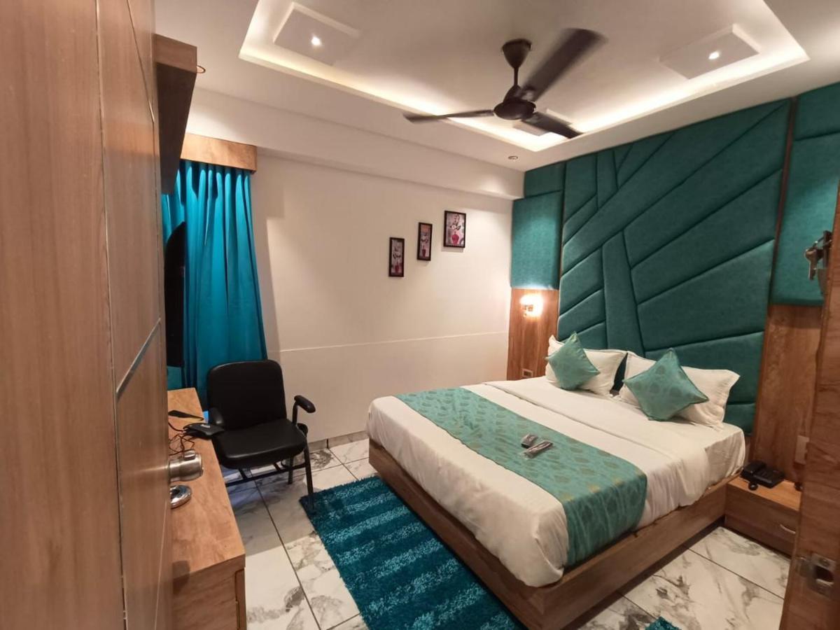 Hotel Prime Villa Gurukul Ahmedabad Exterior photo